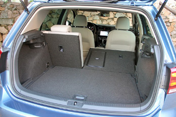 Автомобиль Volkswagen Golf: багажник