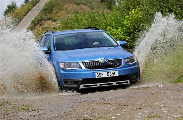 Вседорожник 2014 Skoda Octavia Scout